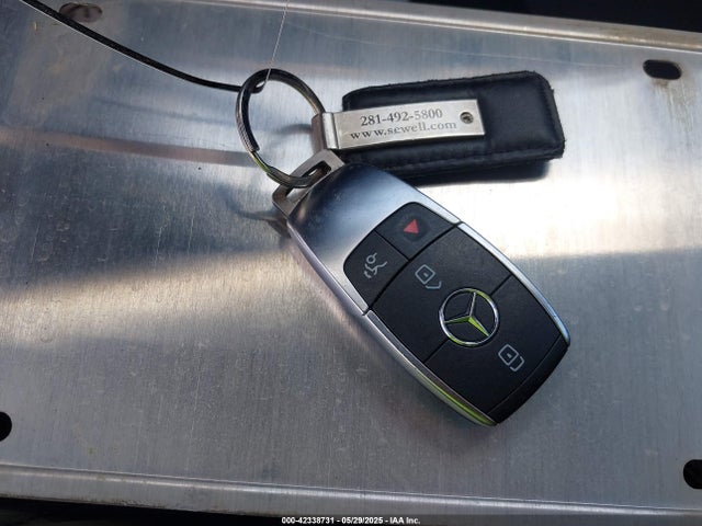 W1K5J4GB4LN102187 Mercedes-Benz m260