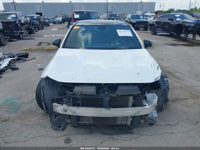 W1K5J4GB4LN102187 Mercedes-Benz m260