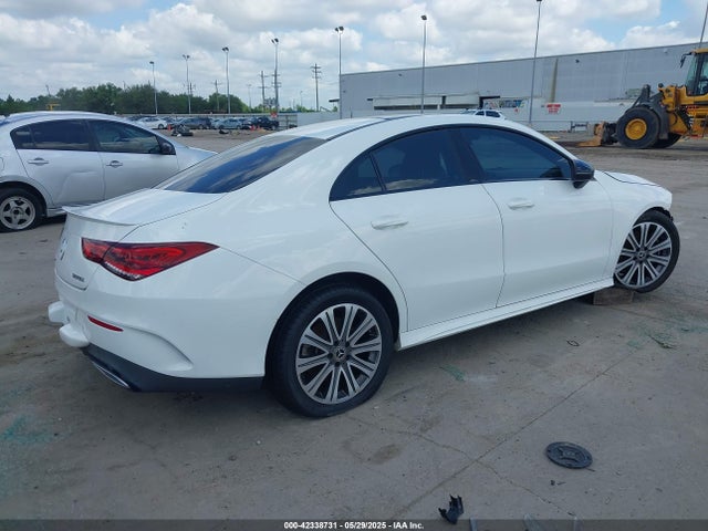W1K5J4GB4LN102187 Mercedes-Benz m260
