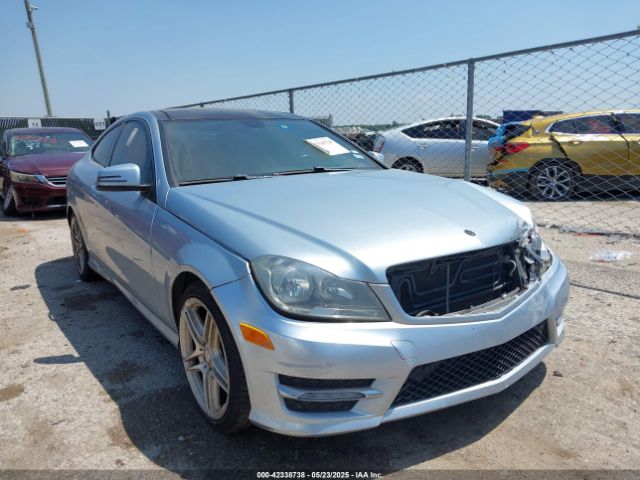 2013 MERCEDES-BENZ C 250 WDDGJ4HB1DG113838