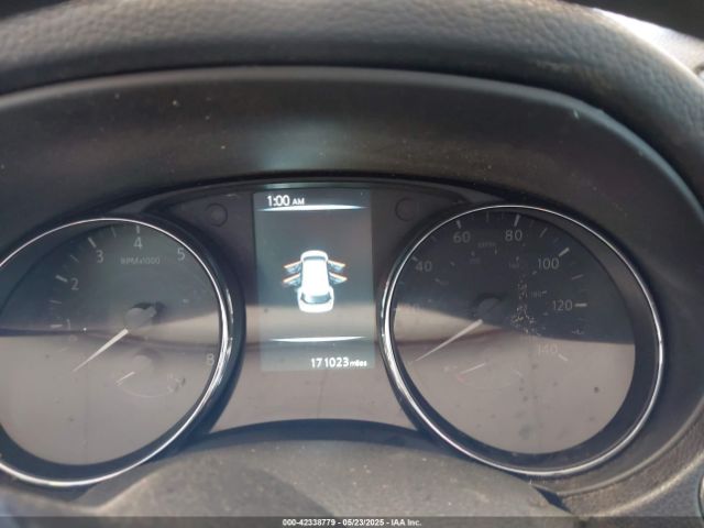 5N1AT2MV8HC796533 Nissan ROGUE SV