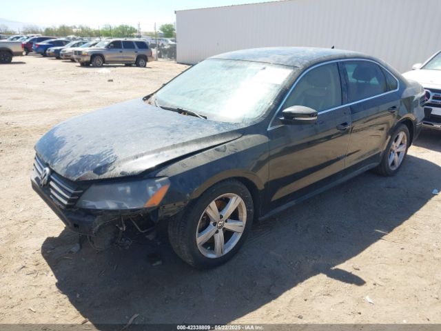 2013 VOLKSWAGEN PASSAT 1VWBP7A32DC063172 Photo 1