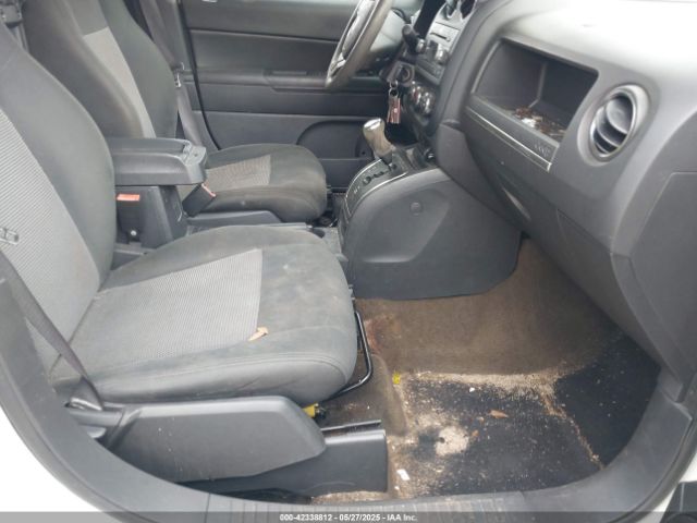 1C4NJPBA3FD377795 Jeep Patriot Altitude Edition