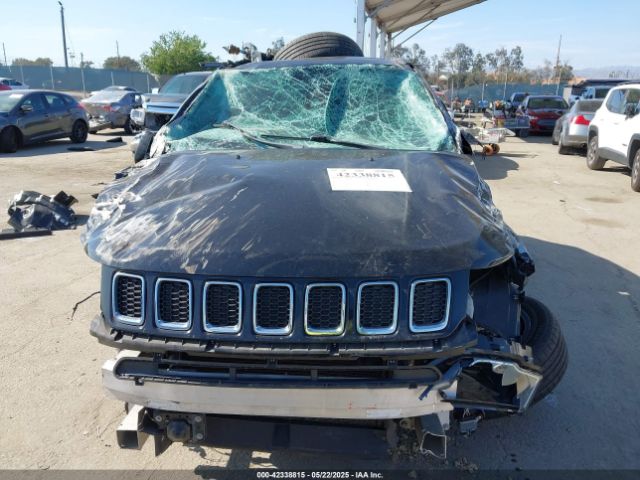 3C4NJDCB6KT653901 Jeep 2019