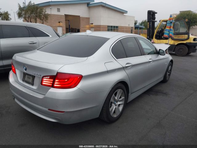 2011 BMW 528I WBAFR1C57BC746277 Photo 3
