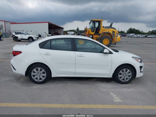 3KPA24AD7NE445163 KIA RIO LX