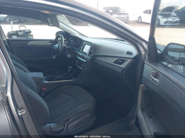 5NPE24AFXKH762901 Hyundai SONATA SE