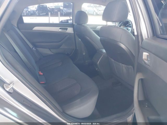 5NPE24AFXKH762901 Hyundai SONATA SE