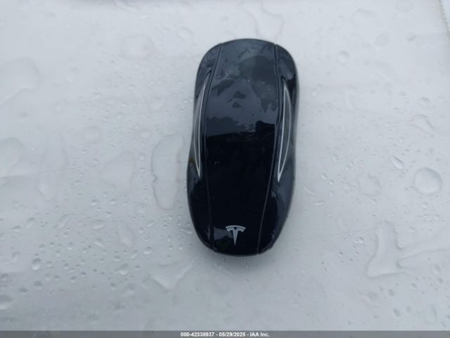5YJSA1H17EFP37388 Tesla Model S P85