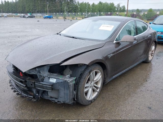 5YJSA1H17EFP37388 Tesla Model S P85