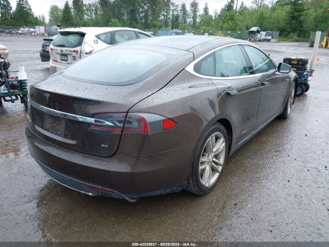 5YJSA1H17EFP37388 Tesla Model S P85