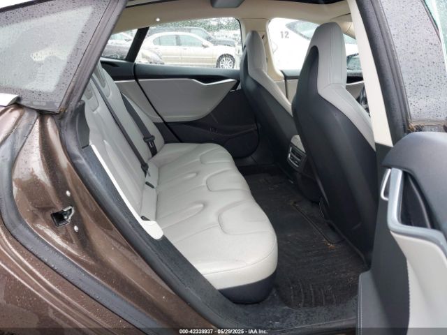 5YJSA1H17EFP37388 Tesla Model S P85