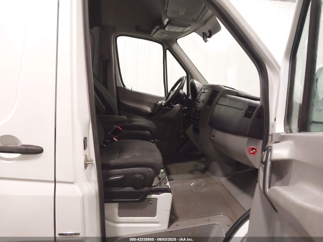 Mercedes-Benz Sprinter 2015 WD3PE7DCXF5950935 Image 5