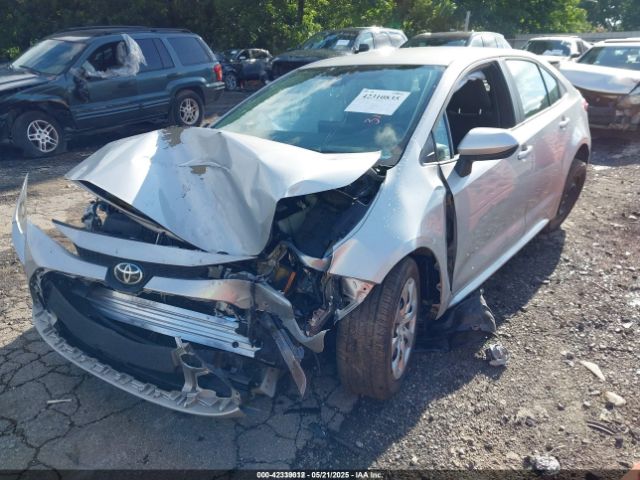 5YFEPMAEXNP318580 Toyota COROLLA LE