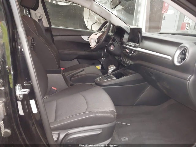 3KPF24AD8PE682060 KIA mpi nu