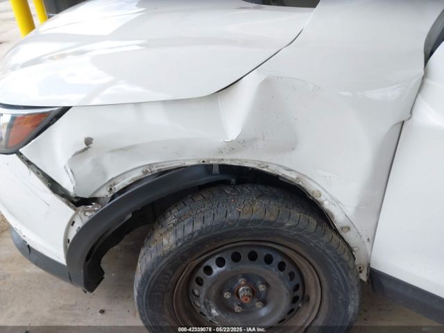 JN1BJ1CP6JW156632 Nissan 2018