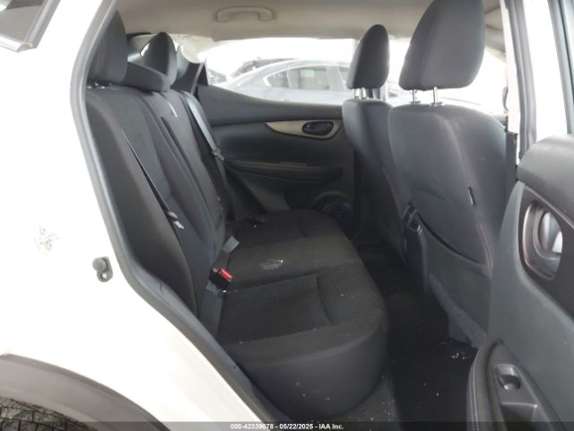 JN1BJ1CP6JW156632 Nissan 2018