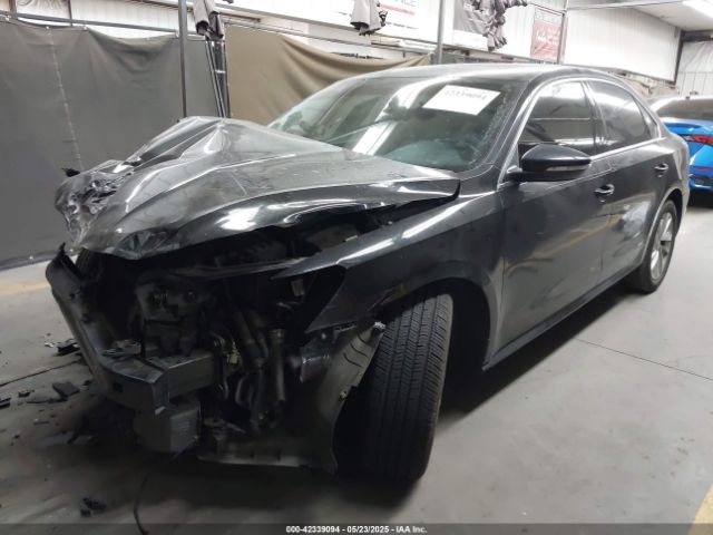 2018 VOLKSWAGEN PASSAT 1VWBA7A34JC016240 Photo 1