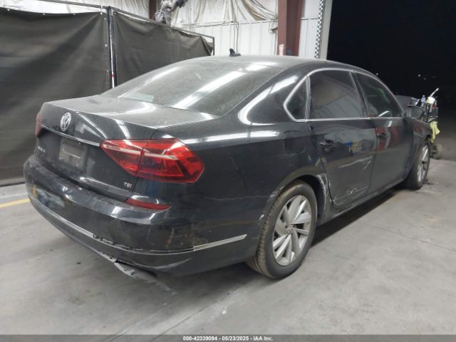 2018 VOLKSWAGEN PASSAT 1VWBA7A34JC016240 Photo 3