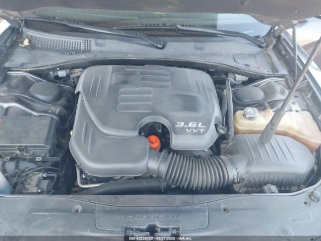 2C3CDXHG4FH844272 Dodge 2015