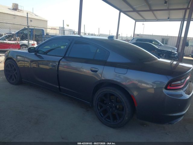 2C3CDXHG4FH844272 Dodge 2015