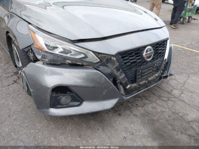 2019 NISSAN ALTIMA 1N4BL4FW5KC181946 Photo 5