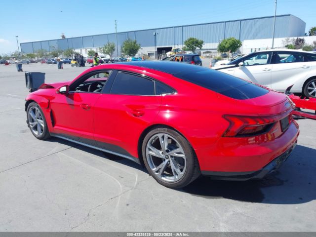 2024 AUDI E-TRON GT WAUFJBFW2R7000954 Photo 2