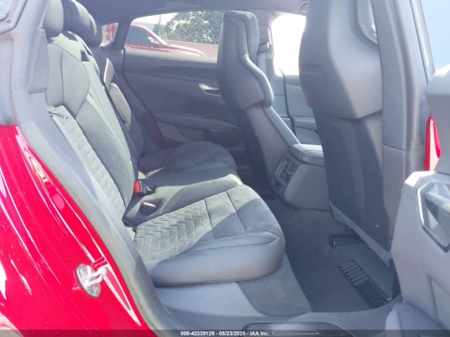 2024 AUDI E-TRON GT WAUFJBFW2R7000954 Photo 7