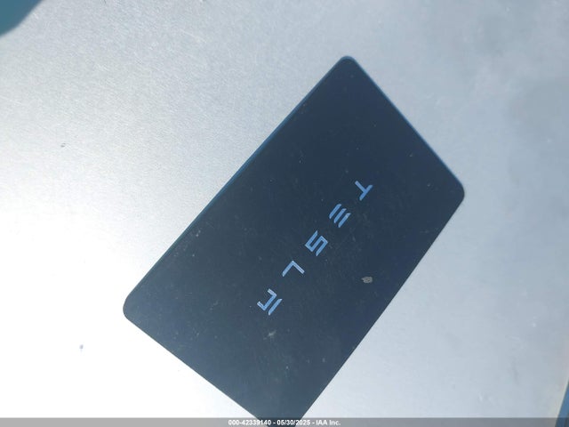 2025 TESLA MODEL Y 7SAYGDEE9SF265307 Photo 10