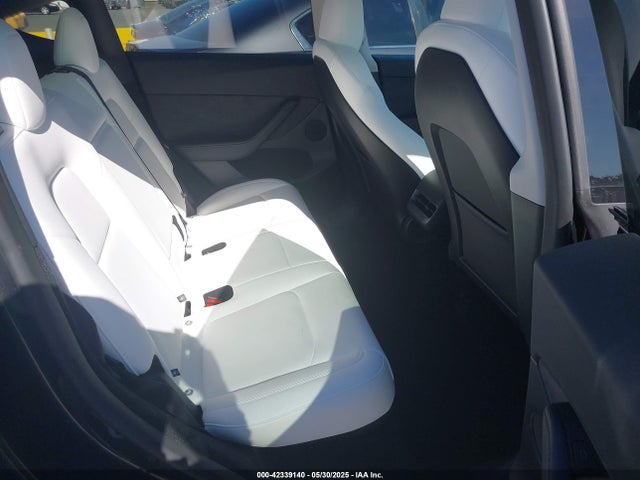 2025 TESLA MODEL Y 7SAYGDEE9SF265307 Photo 7