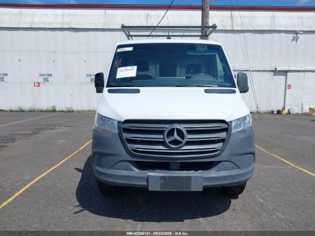 WD3PF0CD2KP035073 Mercedes-Benz Sprinter 2500 High Roof V6/standard Roof V6