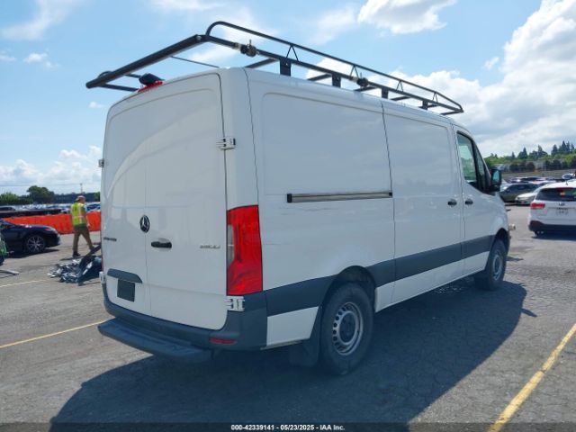 WD3PF0CD2KP035073 Mercedes-Benz Sprinter 2500 High Roof V6/standard Roof V6