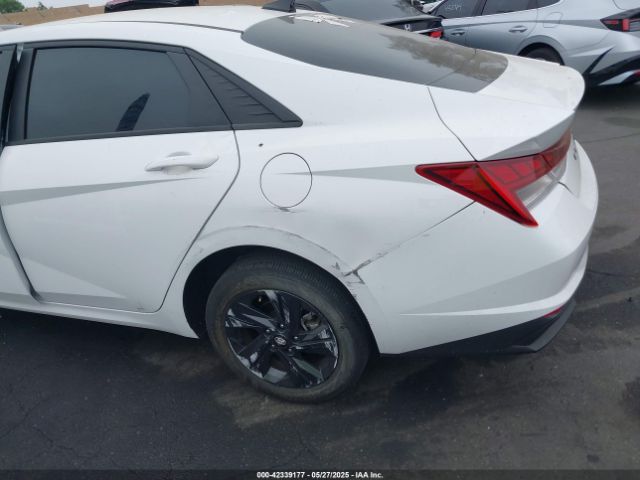 KMHLM4AJXPU077943 Hyundai Elantra Hybrid Blue