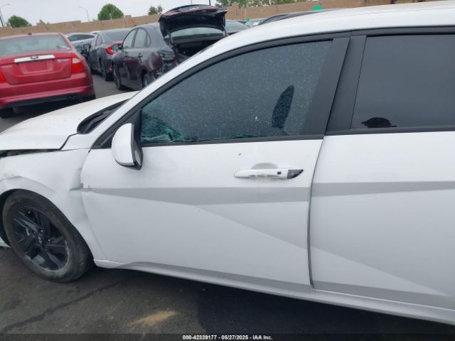 KMHLM4AJXPU077943 Hyundai Elantra Hybrid Blue