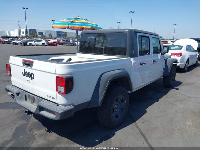 1C6HJTAGXLL197315 Jeep 2020