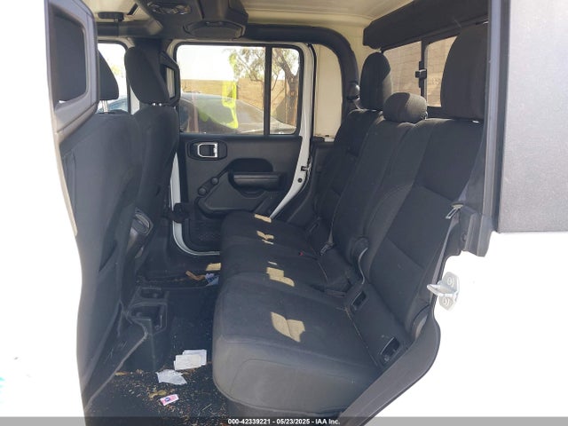 1C6HJTAGXLL197315 Jeep 2020