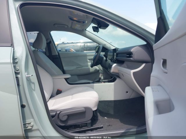 KM8HB3AB0SU235763 Hyundai Kona Sel