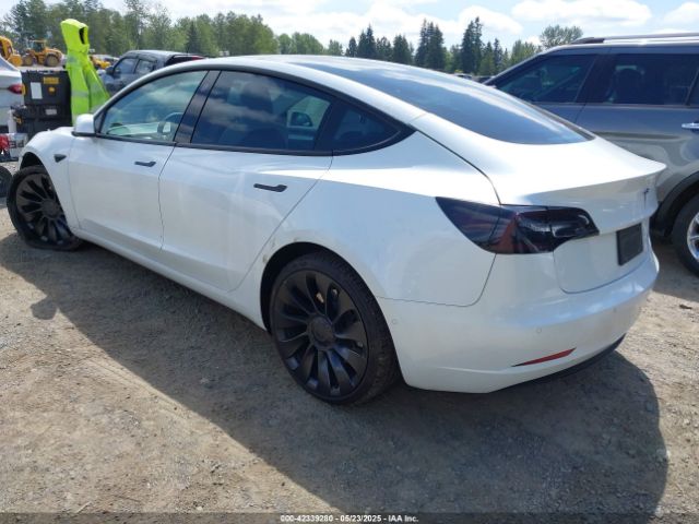 5YJ3E1EB3NF203181 Tesla 2022