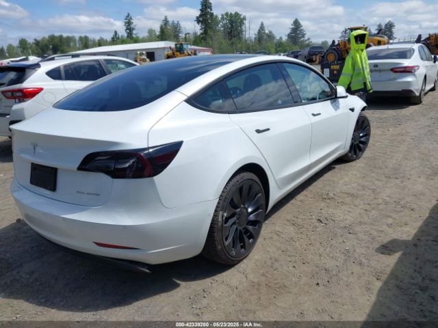 5YJ3E1EB3NF203181 Tesla 2022