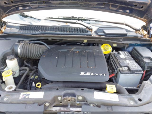 2C4RDGCGXHR697613 Dodge Grand Caravan Sxt