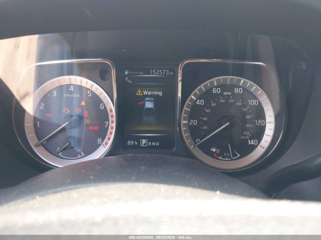 1N6AA1E61JN500822 Nissan TITAN SV