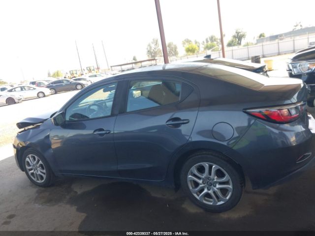 3MYDLBYV1HY176238 Toyota YARIS IA