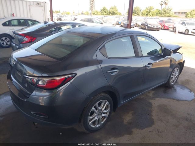 3MYDLBYV1HY176238 Toyota YARIS IA