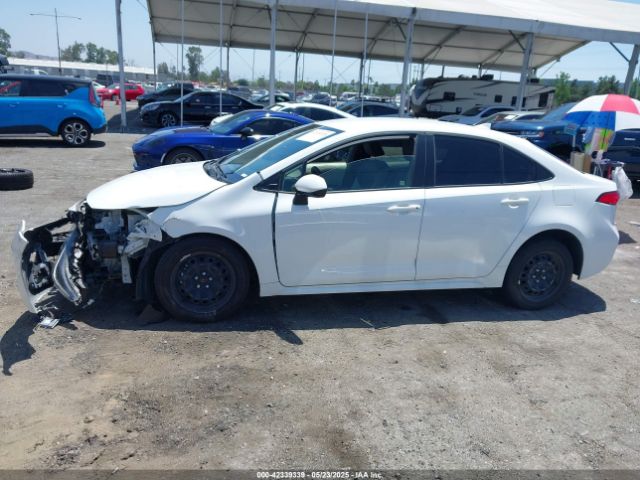 JTDBCMFE5PJ015768 Toyota 2zr-fxe, 1vm