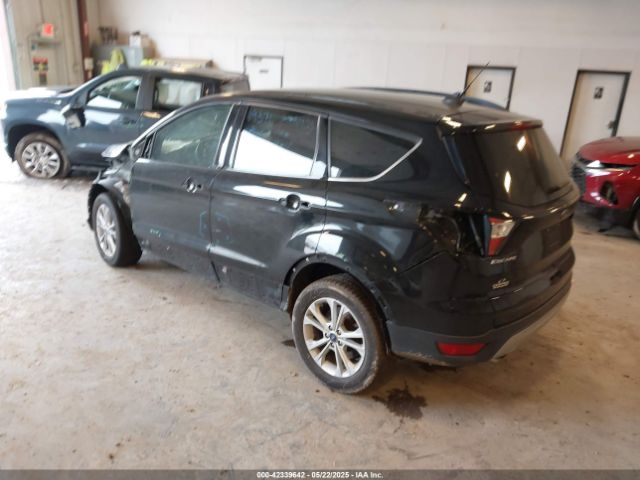 2018 FORD ESCAPE 1FMCU0GD1JUC32428 Photo 2