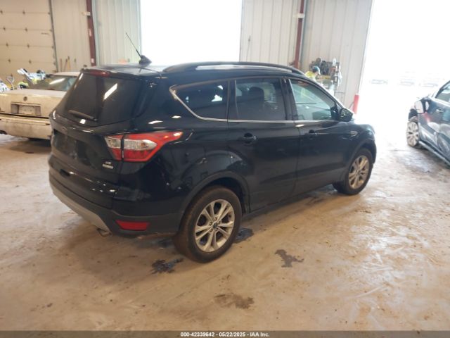 2018 FORD ESCAPE 1FMCU0GD1JUC32428 Photo 3