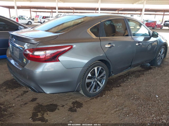 1N4AL3AP6HN351279 Nissan Altima 2.5 Sr