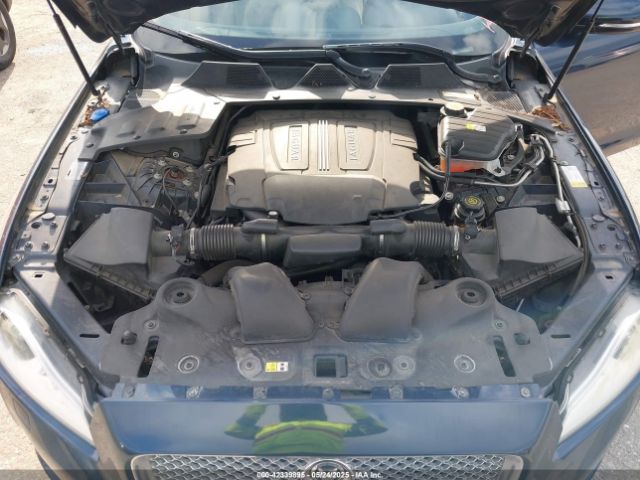 2011 JAGUAR XJ SAJWA2GB9BLV10442 Photo 9