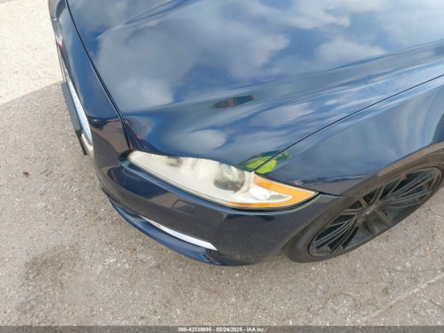2011 JAGUAR XJ SAJWA2GB9BLV10442 Photo 5