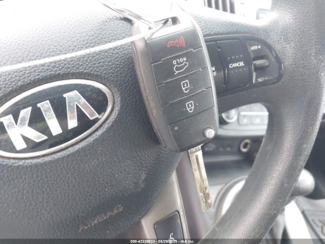 KNDPB3AC5E7605116 KIA Sportage Lx